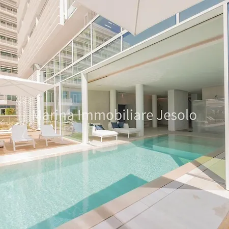 The Summer Lido di Jesolo