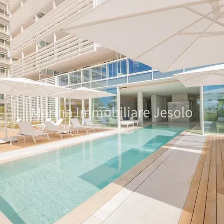 アパート The Summer