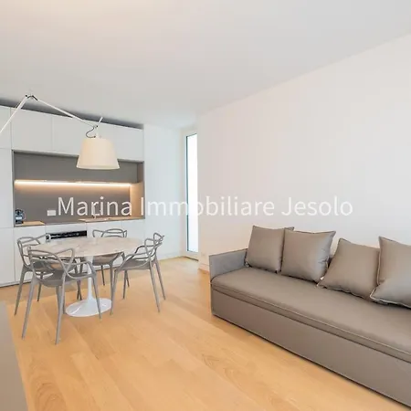 The Summer * リド・ディ・イエゾロ